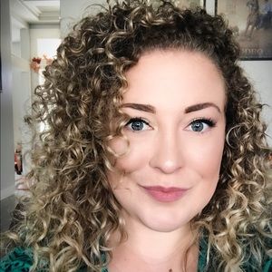 Meet your Posher, Chelsie